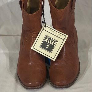 Frye Cognac ankle boots
